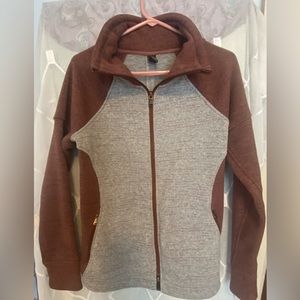 Prana Zip-Up Sweater in Raisin/Grey (S)
